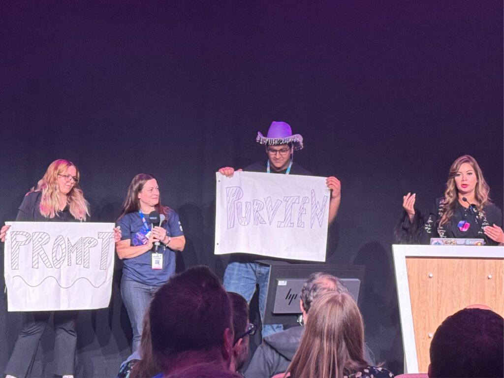 Dona Sarkar tijdens de keynote over copilot op de Scottish Summit in Aberdeen